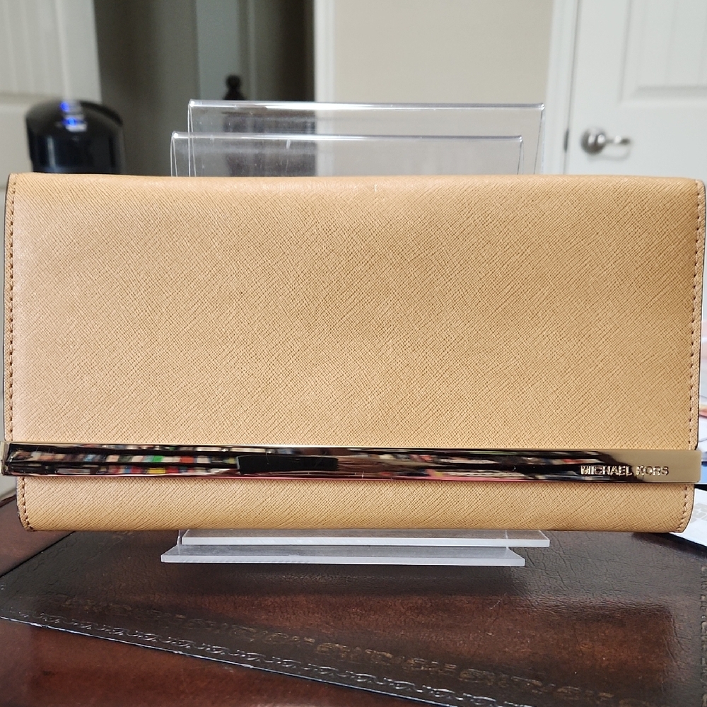 Michael Kors Gold Clutch / Shoulder Bag. Barely used